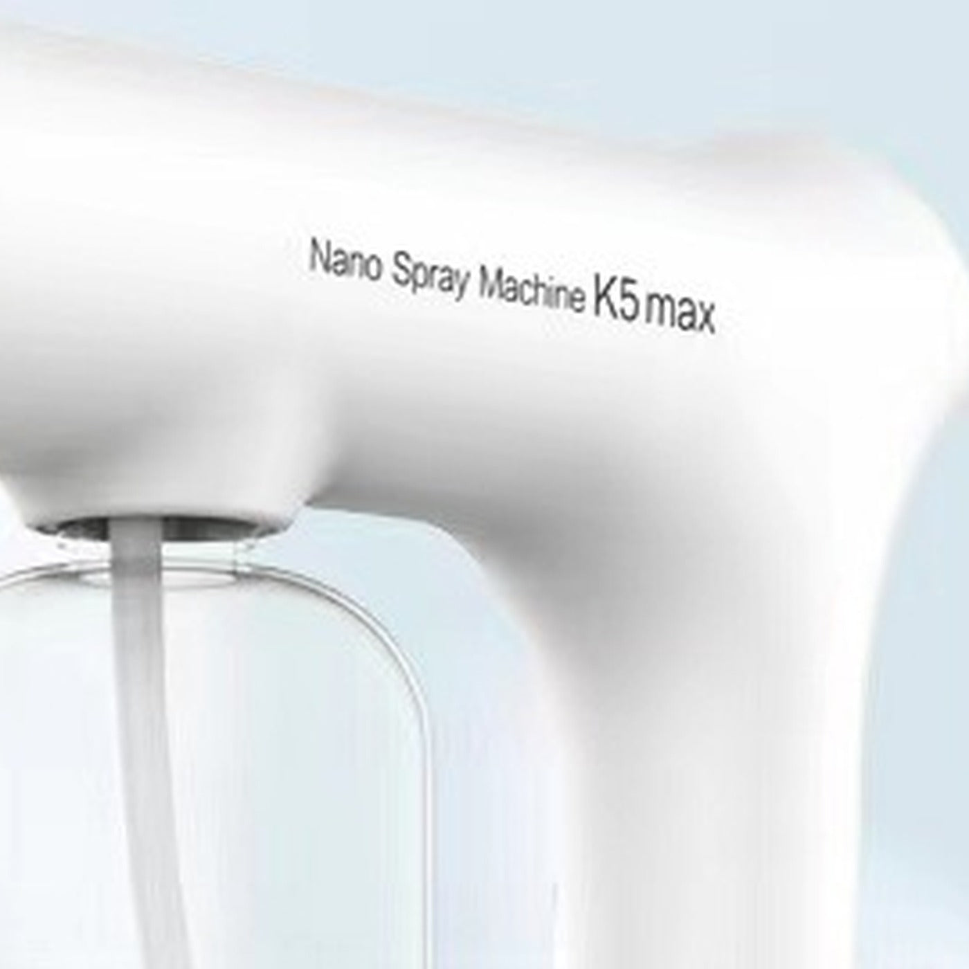 Freskoa nanomist device on soft background
