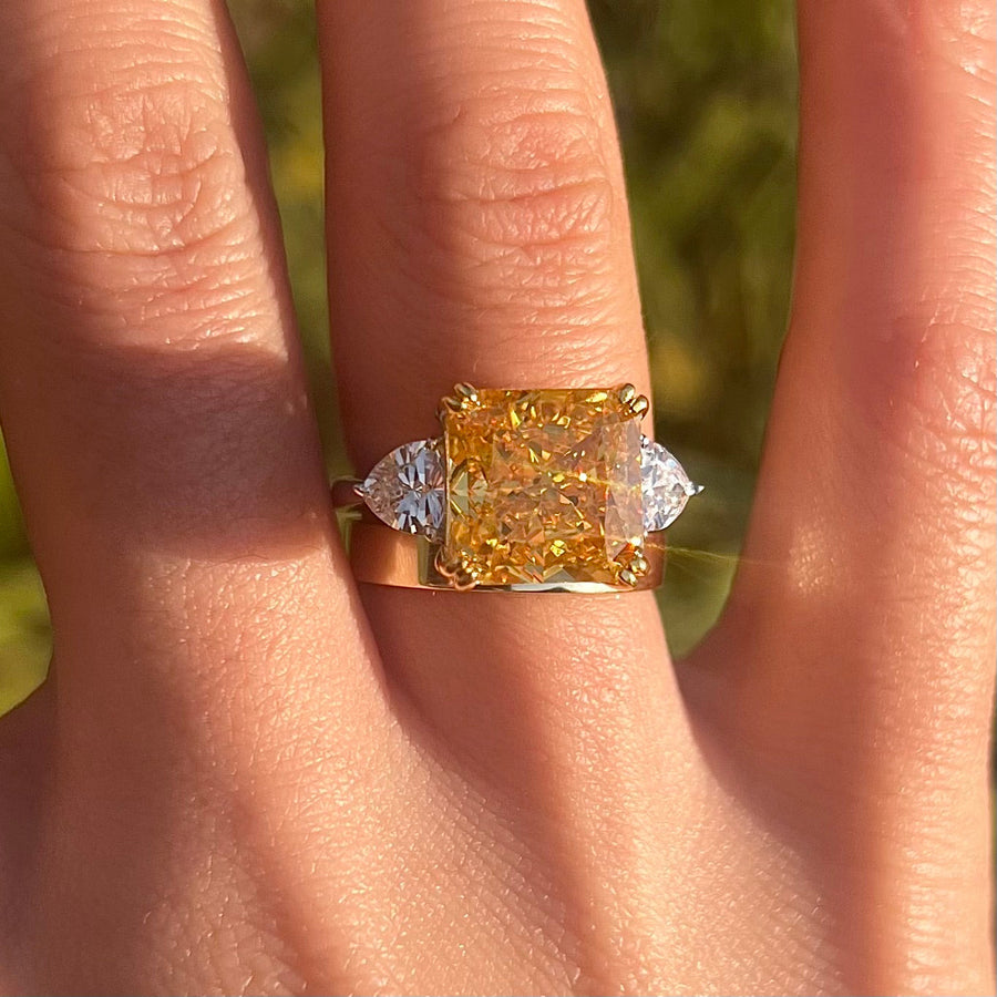 Stunning Yellow Radiant Cut 2 Pcs Bridal Set shine