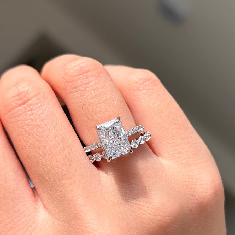 Stunning 2 Pcs Radiant Cut Sterling Silver Bridal Set shine of diamond