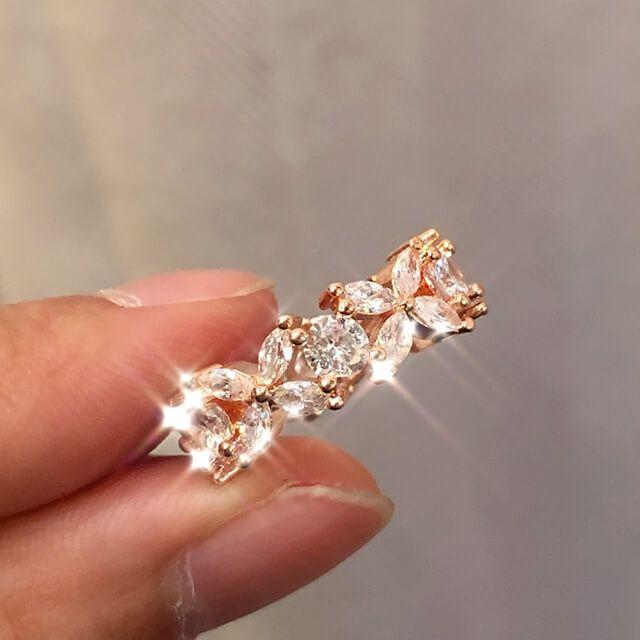 Dainty Flower Design Sterling Silver Wedding Band Shineofdiamond