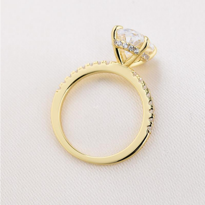 Classic 5.0 Carat Oval Cut Wedding Bridal Set in Sterling Silver Shineofdiamond