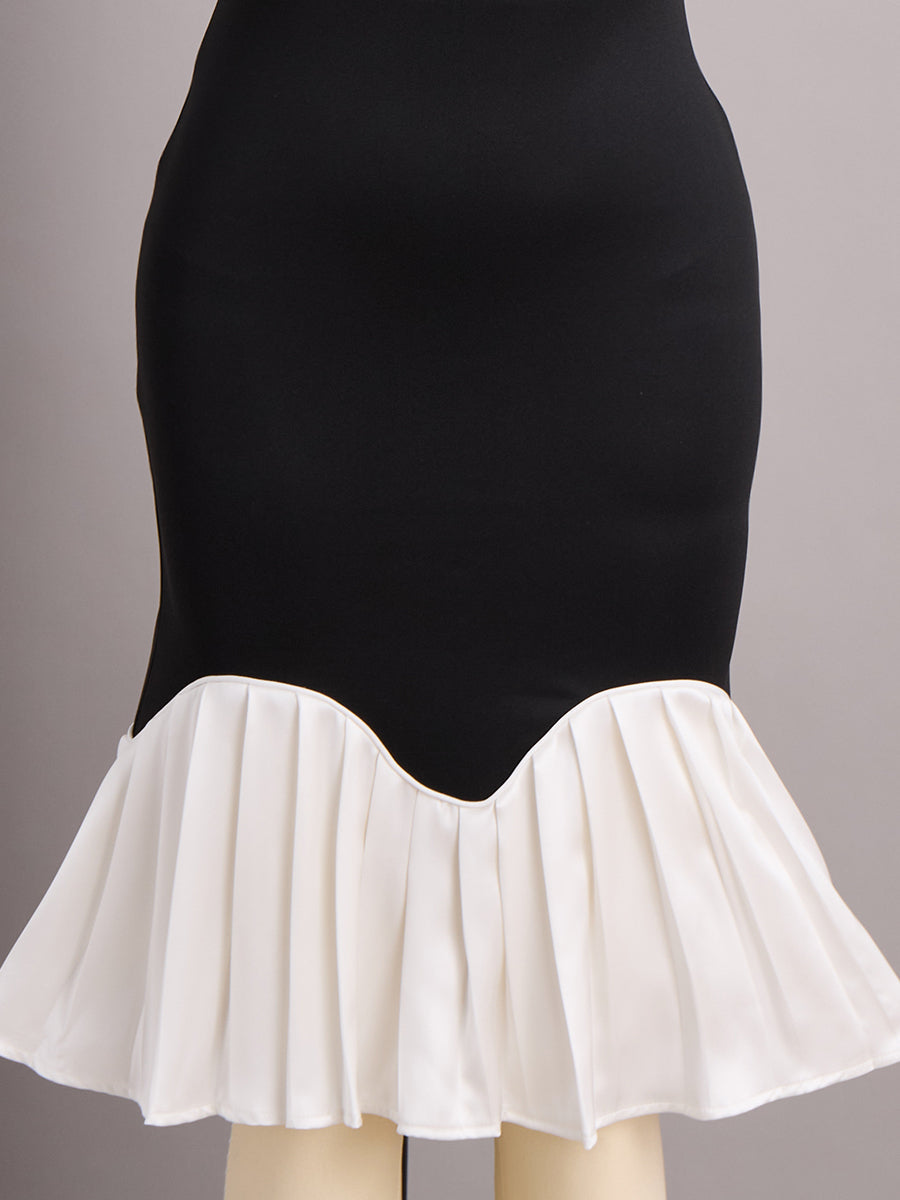 Elegant Black and White High Neck Midi Dress HWT