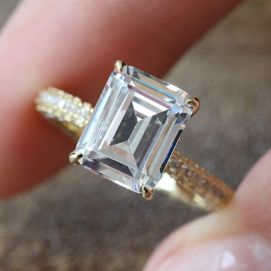 Emerald Cut Bridal Set Shine of Diamond