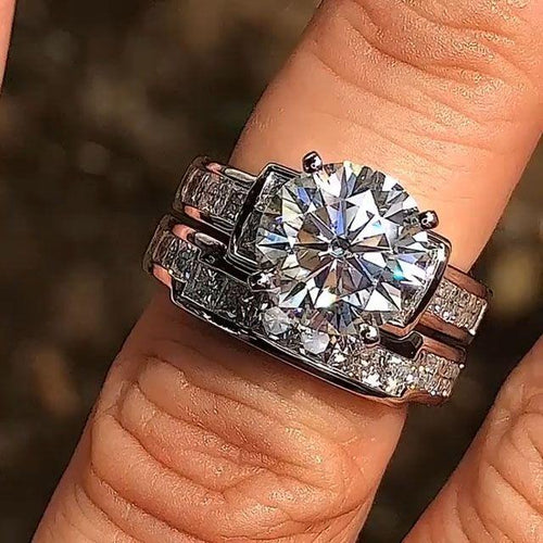 Round Cut Bridal Set Ring with Princess Side Stones Shineofdiamond