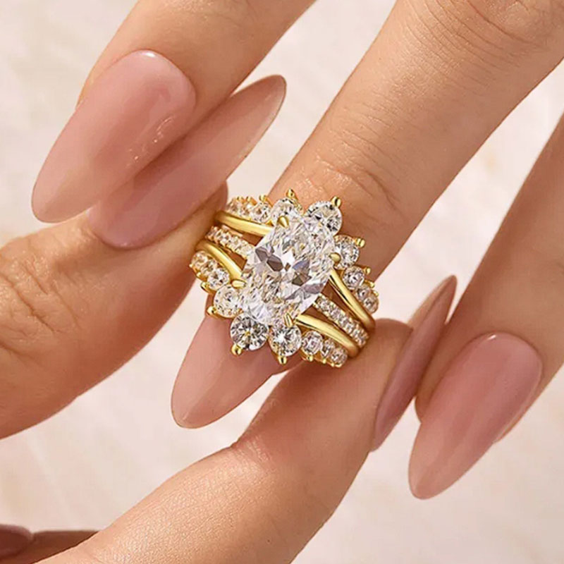 Stunning 2 PCS 4.0Ct Oval Cut Bridal Set Shine of Diamond