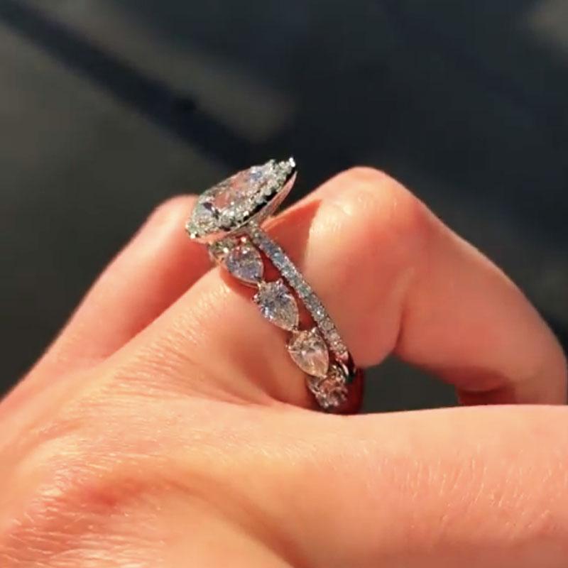 Pear Cut Engagement Ring & Heart-Shaped Wedding Band Sets Shineofdiamond