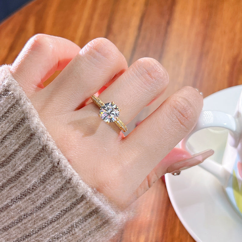 Retro Design 925 Silver Lace Engagement Ring Shine of Diamond