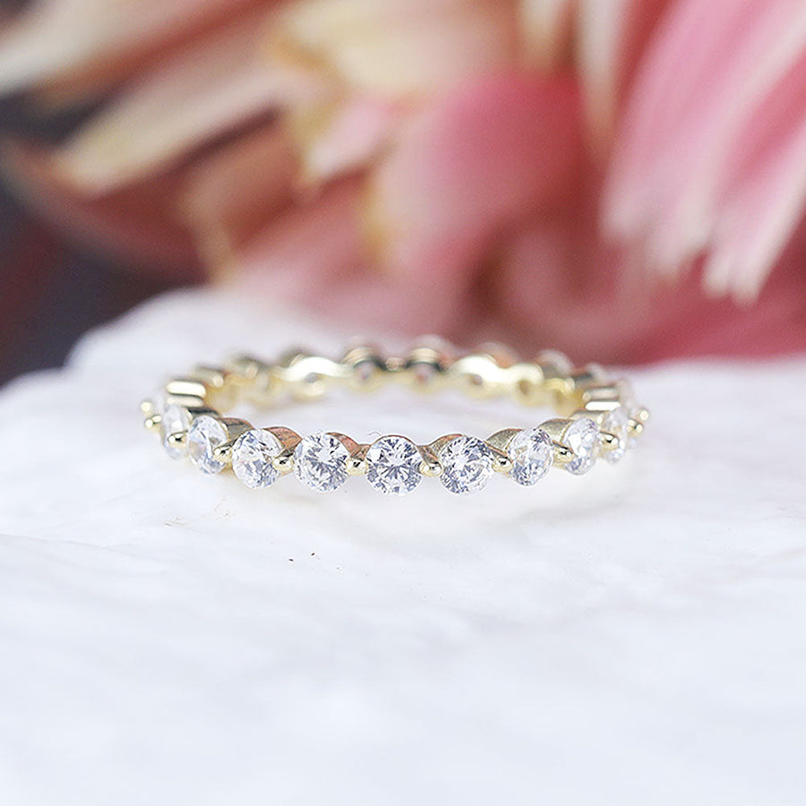 Gorgeous 2 Pcs Oval Cut Sterling Silver Ring Set Shine of Diamond