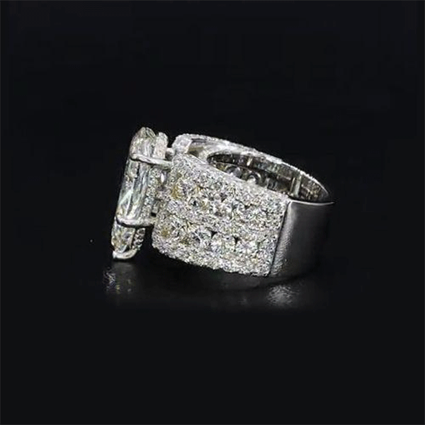 Recommended | Stunning 9.0CT Pear Cut Engagement Ring in Widen Band Shineofdiamond