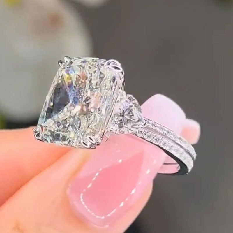 Stunning Radiant Cut Sterling Silver Engagament Ring shine of diamond