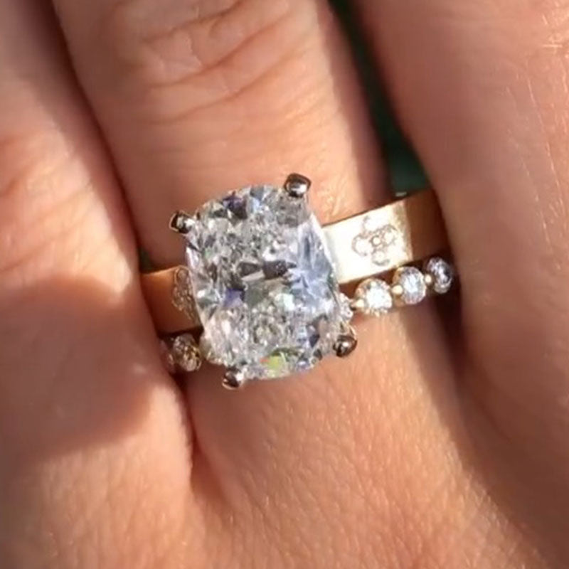 Sparkling 2PCS Cushion Cut Sterling Silver Bridal Set With Clover Design Band Shine of Diamond