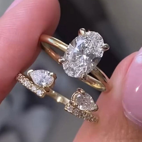 2 Pcs Elegant Oval Cut Golden Tone Bridal Set shine of diamond