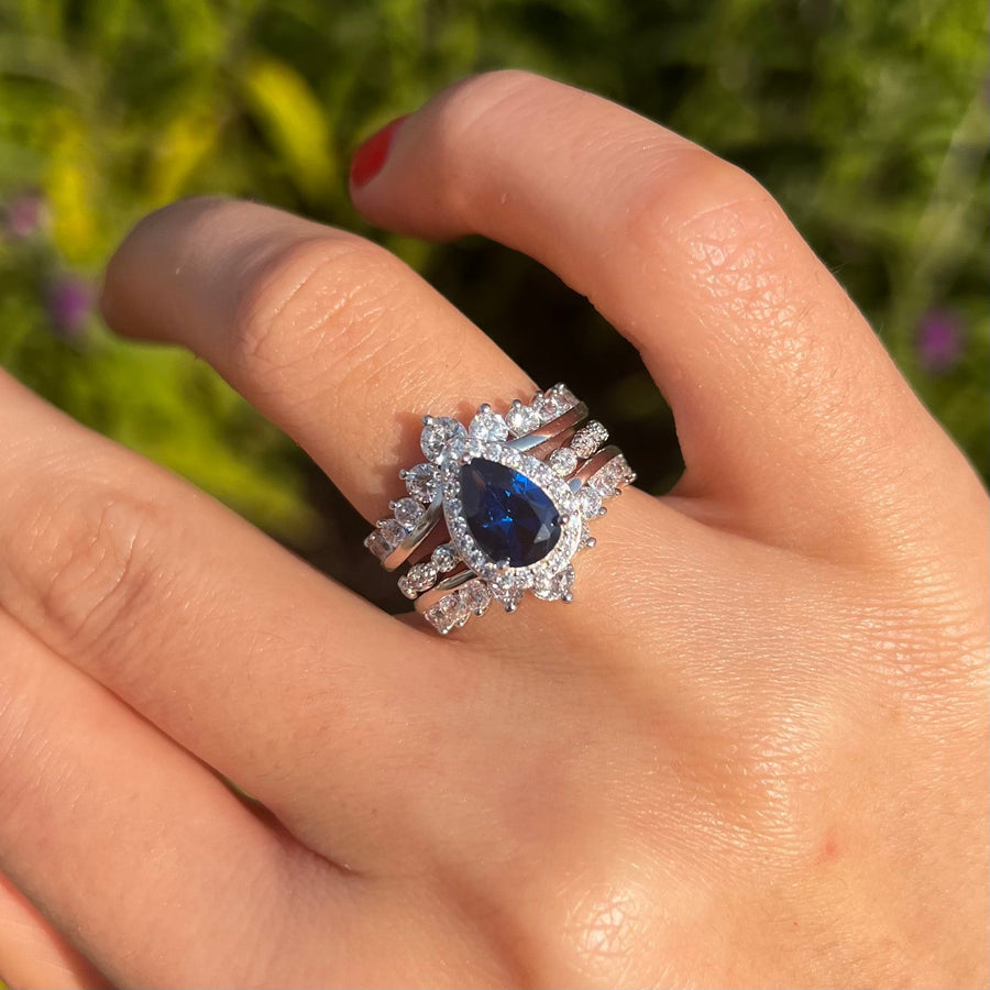 Retro 2 Pcs Blue Pear Cut Halo Design With Insert Band Bridal Set Shine of Diamond