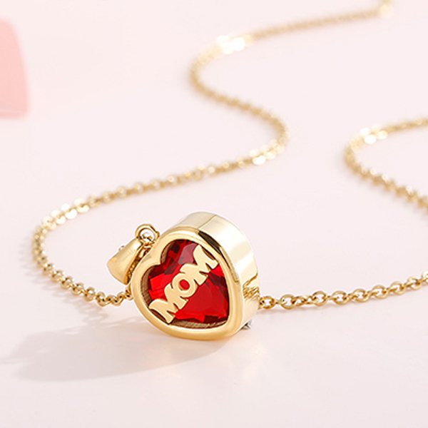 Personalized  Heart Cut Pendant Necklace For Mom Dazzleyesjewelry
