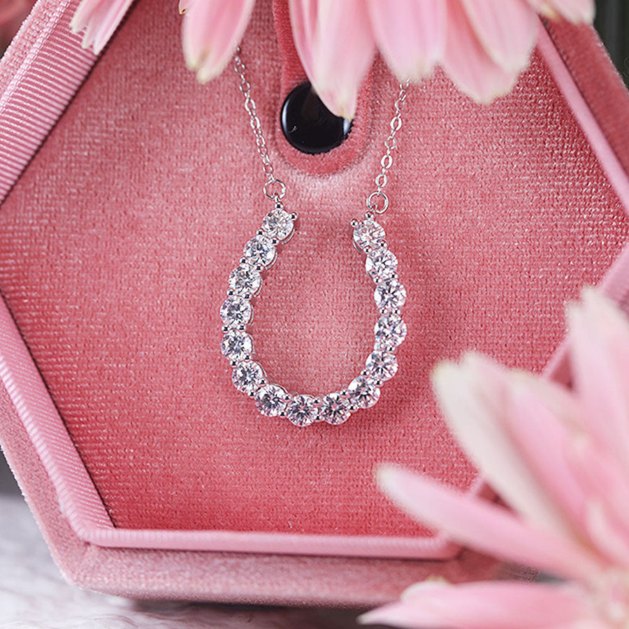 Elegant U-design Moissanite Pendant Necklace Shine of Diamond