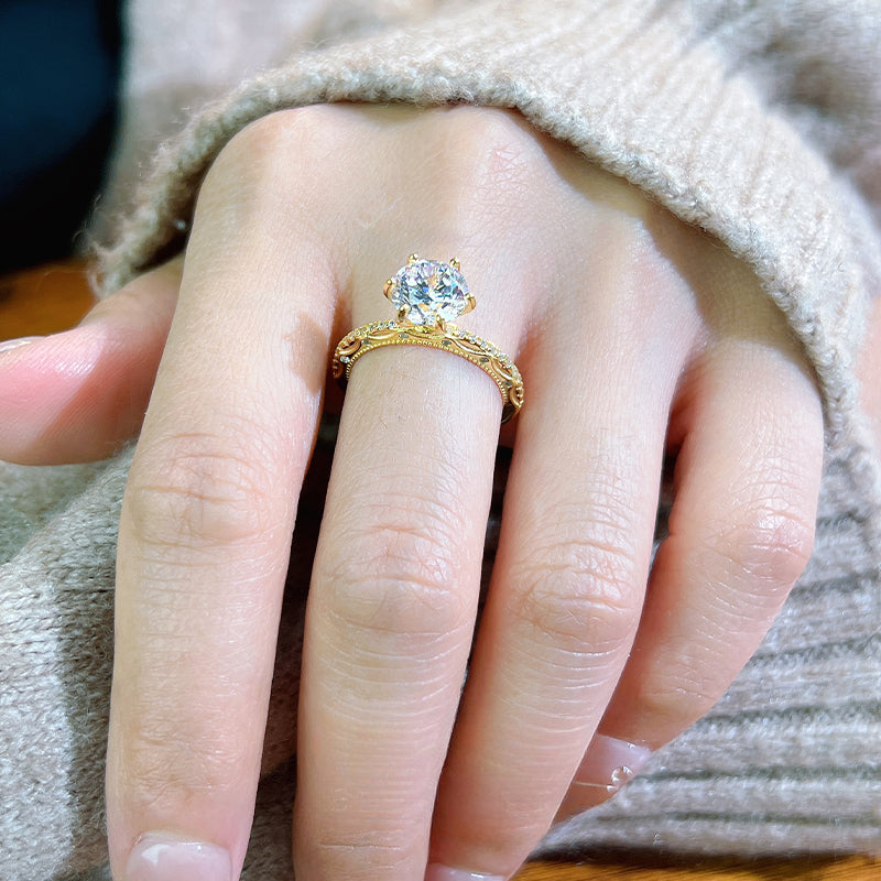 Retro Design 925 Silver Lace Engagement Ring Shine of Diamond