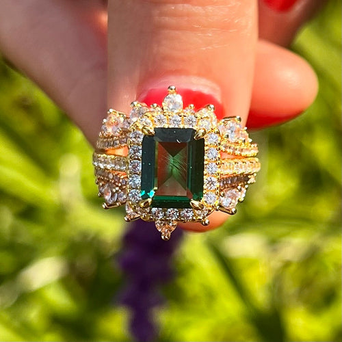Vintage Green Emerald Cut Halo Insert Design 2 Pcs Bridal Sets Shine of Diamond