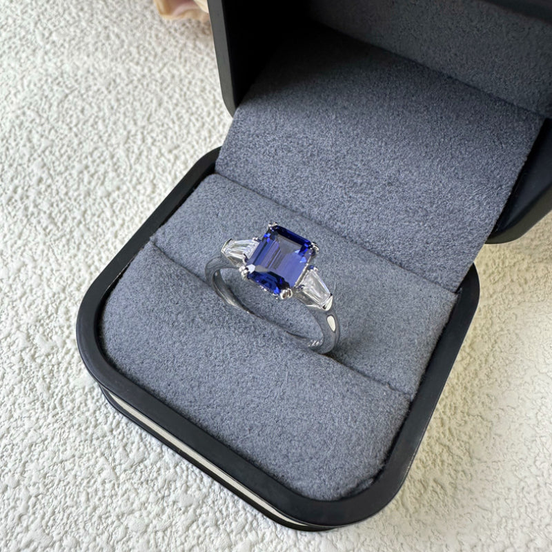 Unique Three Stone 2.5ct Tanzanite Blue Ring Shine of Diamond