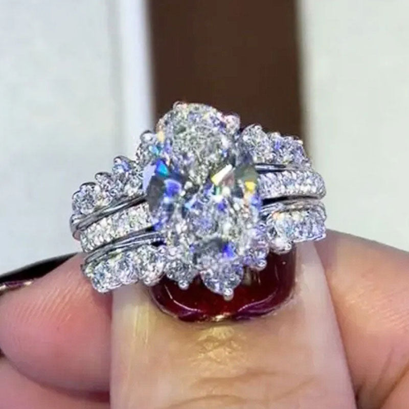 Stunning 2 PCS 4.0Ct Oval Cut Bridal Set Shine of Diamond