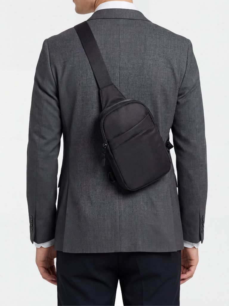 Small Essential Chest Bag - CAAYWORLD CAAYWORLD