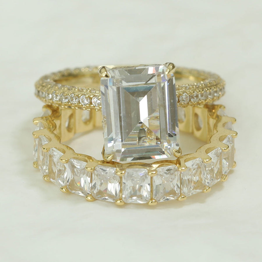 Emerald Cut Bridal Set Shine of Diamond