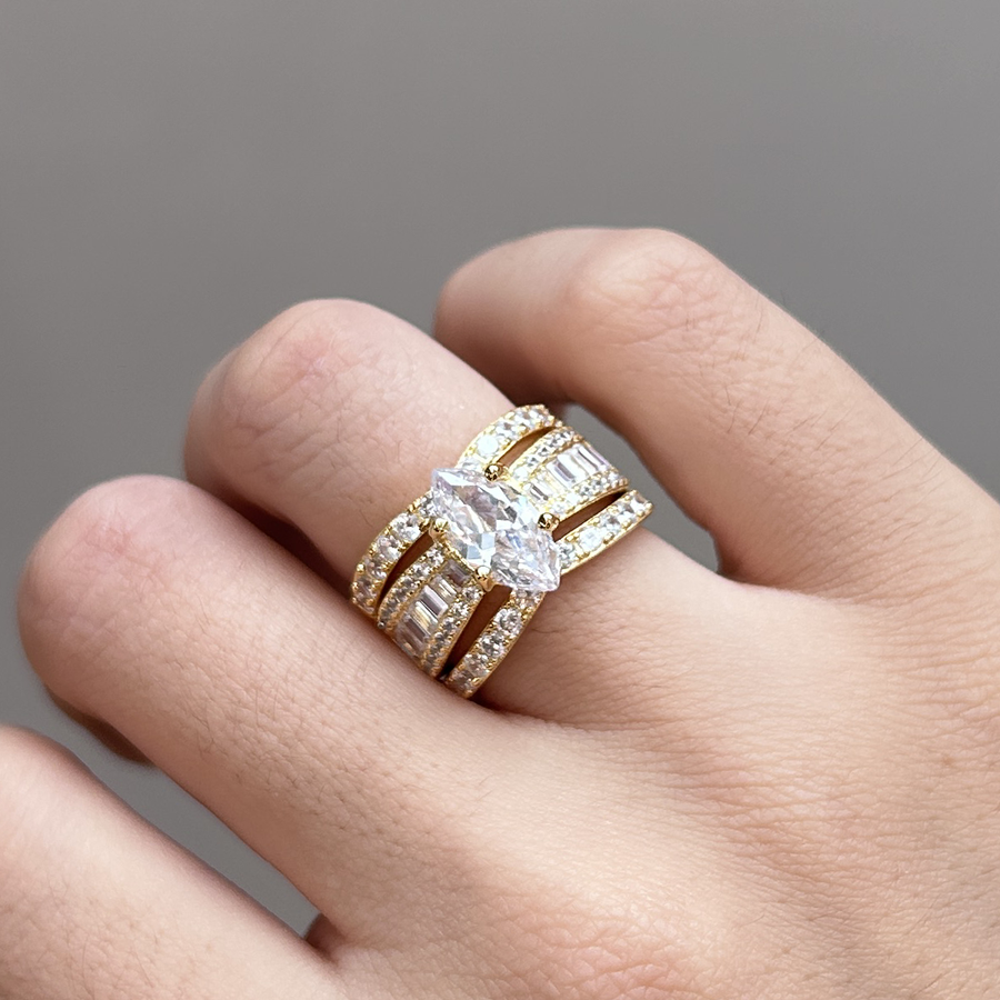 Highly Recommended! | Amazing Marquise Cut 3 Band Bridal Set hot