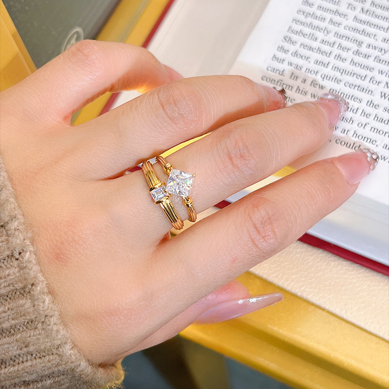 Vintage Princess Cut Sterling Silver Ring Shine of Diamond