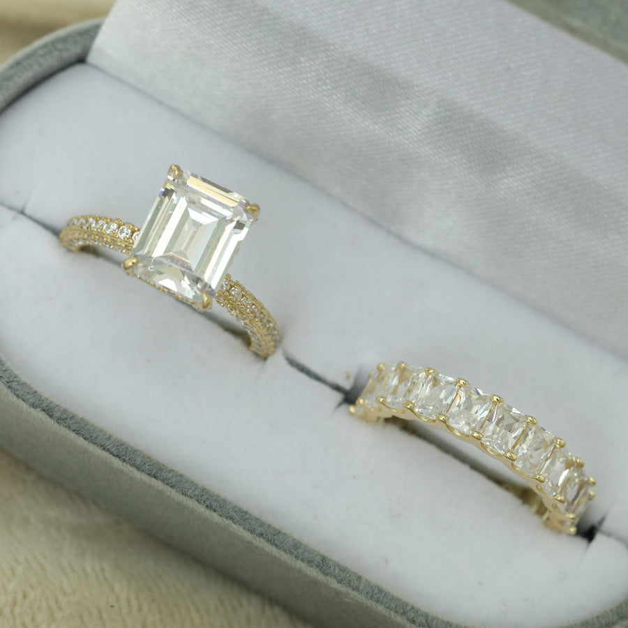 Emerald Cut Bridal Set Shine of Diamond