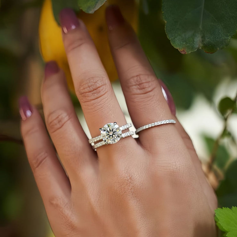 Classic 4 Prong Round Cut Sterling Silver Engagement Ring with Band Shine of Diamond