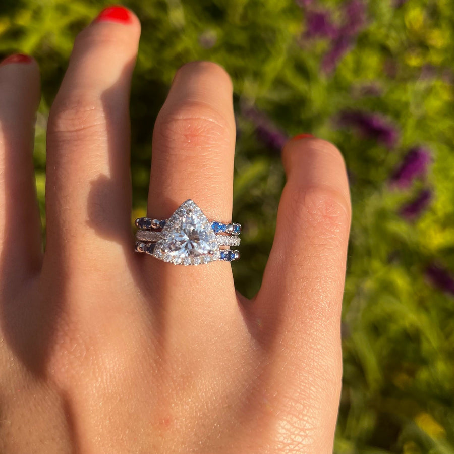 Luxury 3 Pcs Triangle Shape Sterling Silver Bridal Set Shine of Diamond