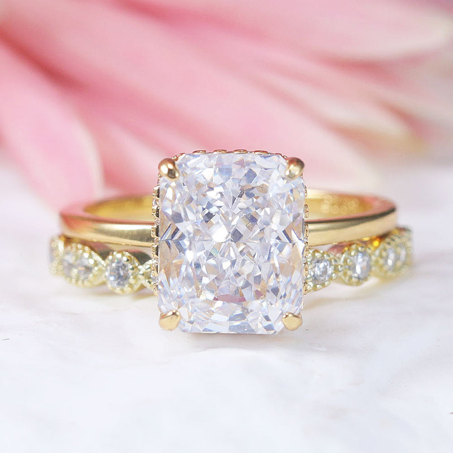 Stunning 2Pcs Radiant Cut Sterling Silver Ring Set With Half Eternity Band Shine of Diamond