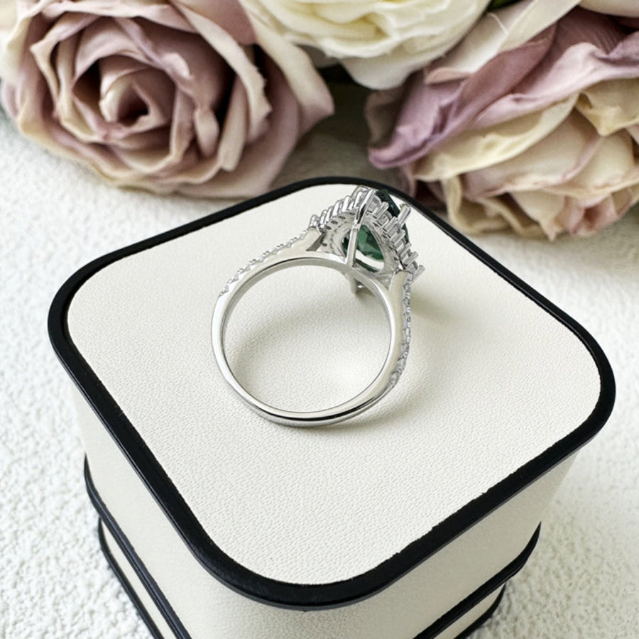 Unique 2.2ct Emerald Green Pear Cut  Sterling Silver Engagement Ring shine of diamond