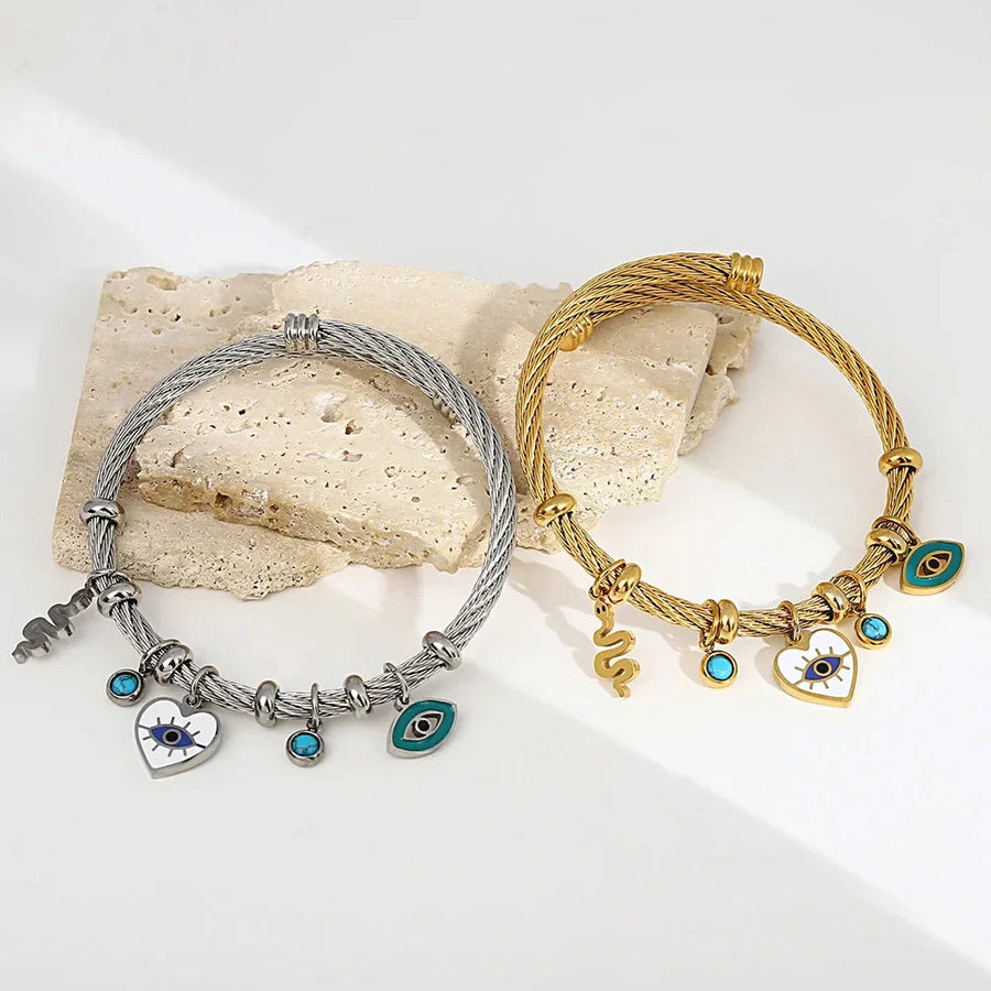 Aurelia Dainty Charm - Bracelet CAAYWORLD