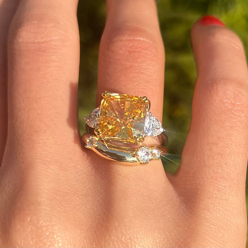 Sparkling 2 Pcs Yellow Radiant Cut Bridal Set shine