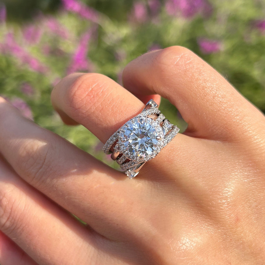 Luxury 2 Pcs Round Cut Halo Design With Insert Band Bridal Set Shine of Diamond