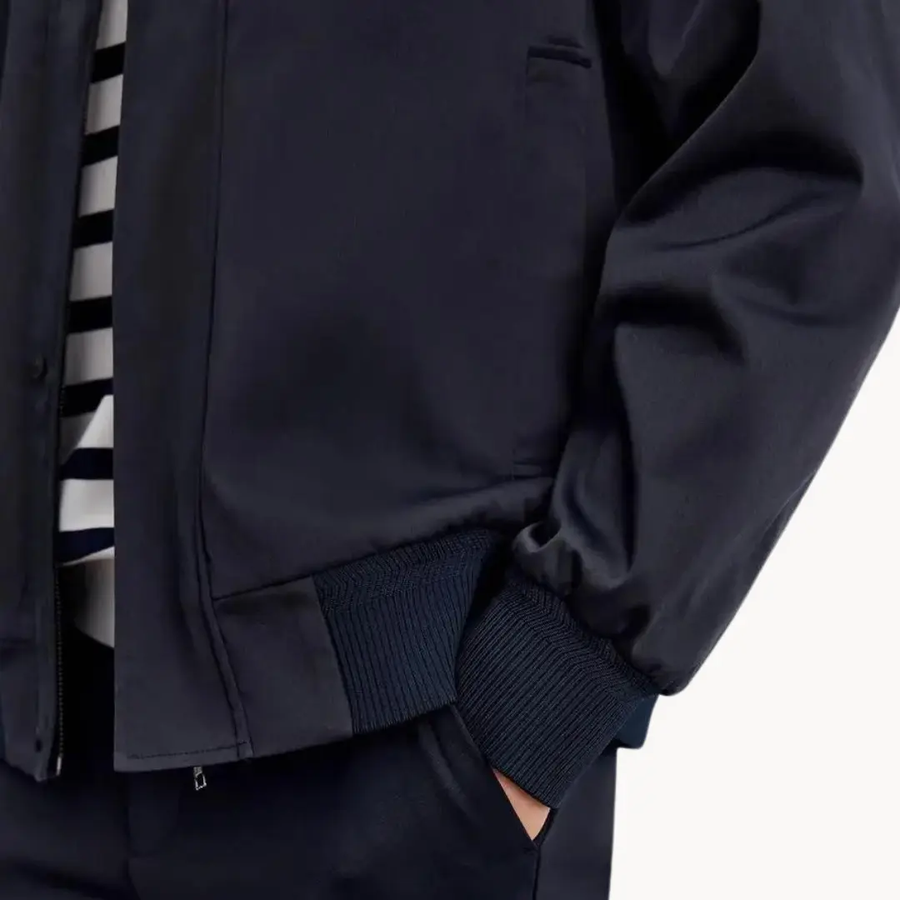 I don’t have details about fabric, color, or style — would you like a specific variant? Meanwhile, here are concise, SEO-friendly options you can pick from:

- Lightweight Waterproof Hooded - Jacket
- Insulated Packable Puffer - Jacket
- Technical Softshe CAAYWORLD