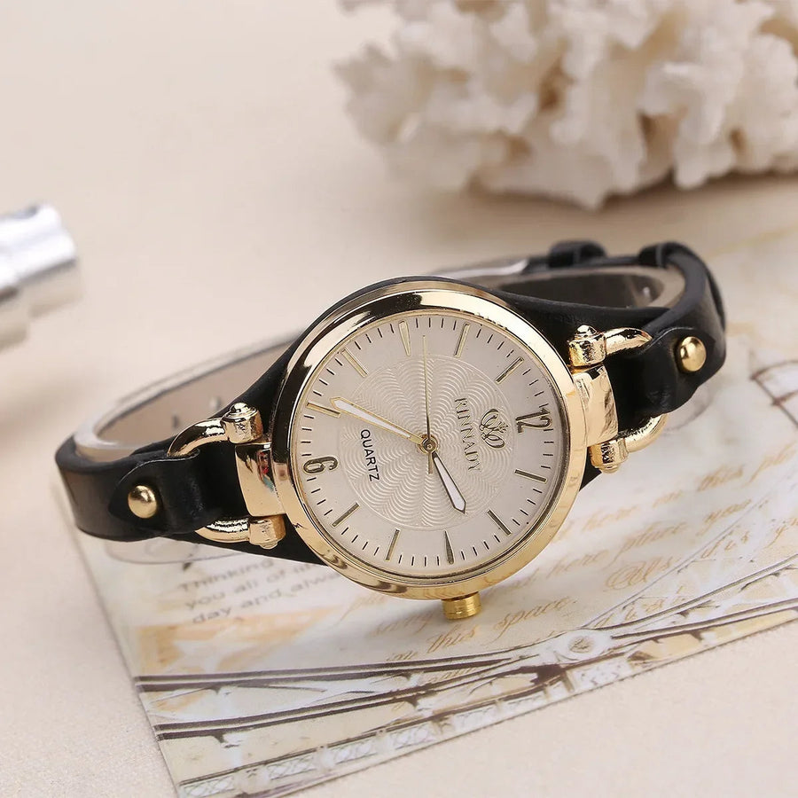 Minimalist Gold Mesh Bracelet - Watch CAAYWORLD