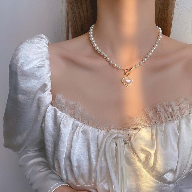 Elegant Pearl Heart Pendant Necklace Shine of Diamond