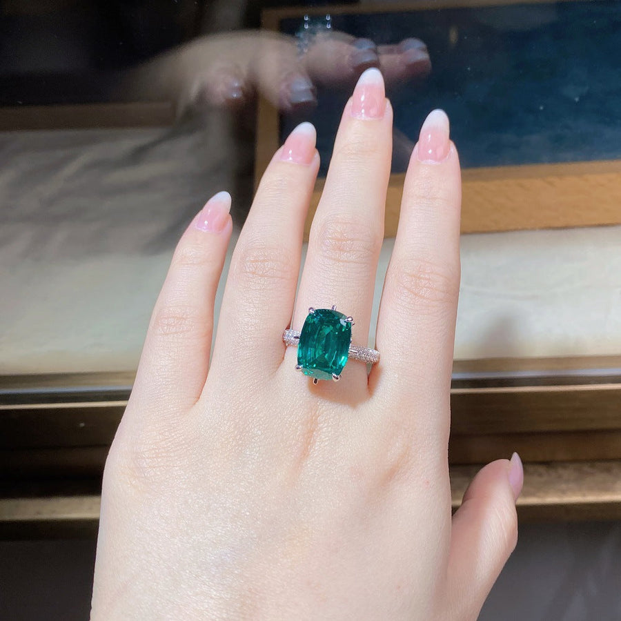 Green Collection Engagement Ring in Sterling Silver Shine of Diamond