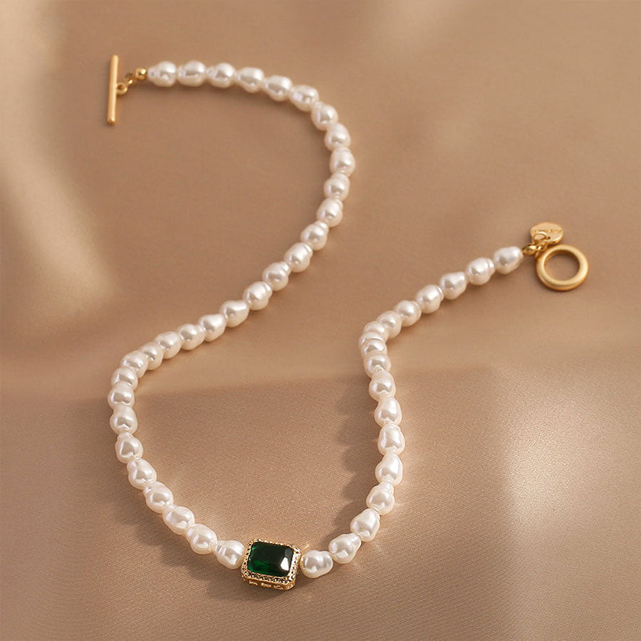 Vintage Pearl & Emerald Green Gemstone Choker Dazzleyesjewelry