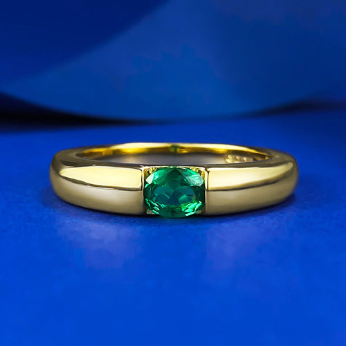 Luxurious Green Oval Cut Sterling Silver Engagement Ring in Golden Tone shine of diamond