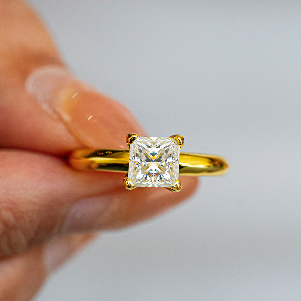 Simple 1.0ct Princess Cut Moissanite Ring Shine of Diamond