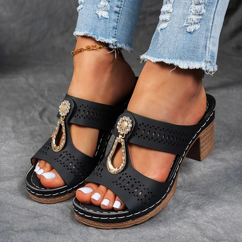 Vivian™ | Sparkle Charm Sandals