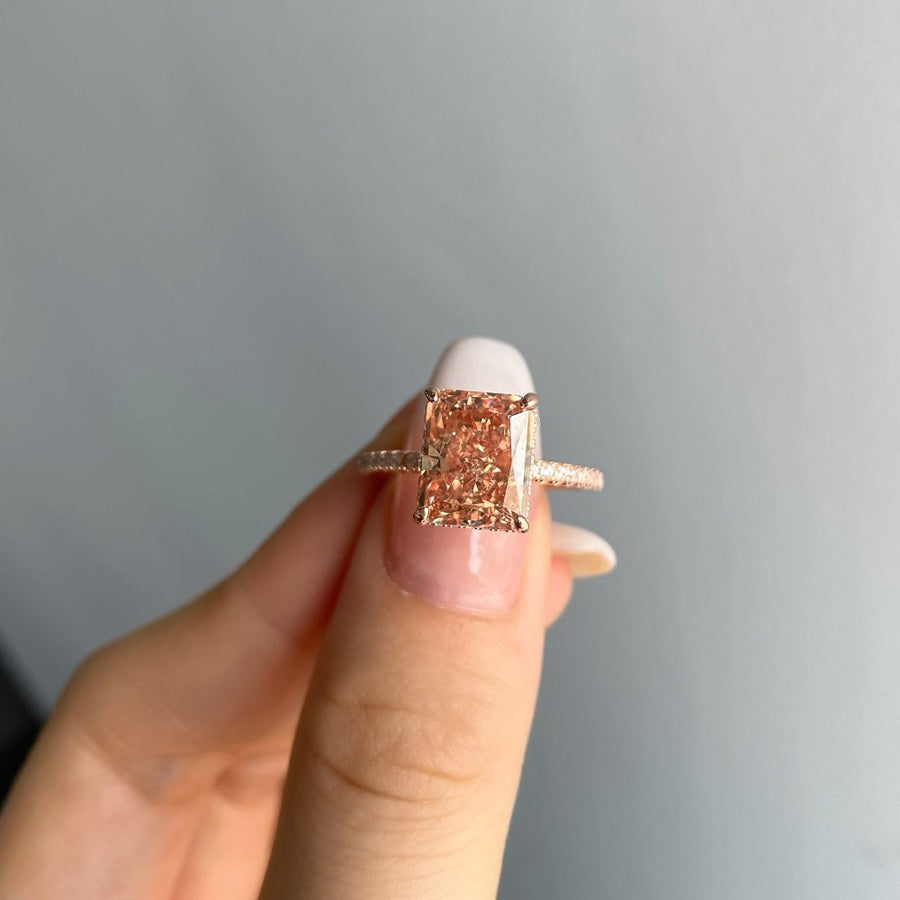 Elegant Rose Golden Engagement Ring in 925 Sterling Silver shine of diamond