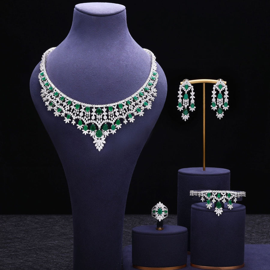 Elegant and Luxurious 4 Pcs Bridal Jewelry Set Shine of Diamond