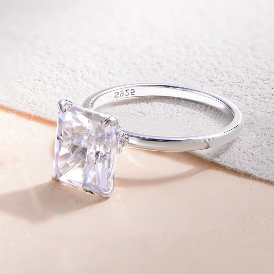 Stunning 4.0 CT Ice Cut Sterling SIiver Engagement Ring Shine of Diamond