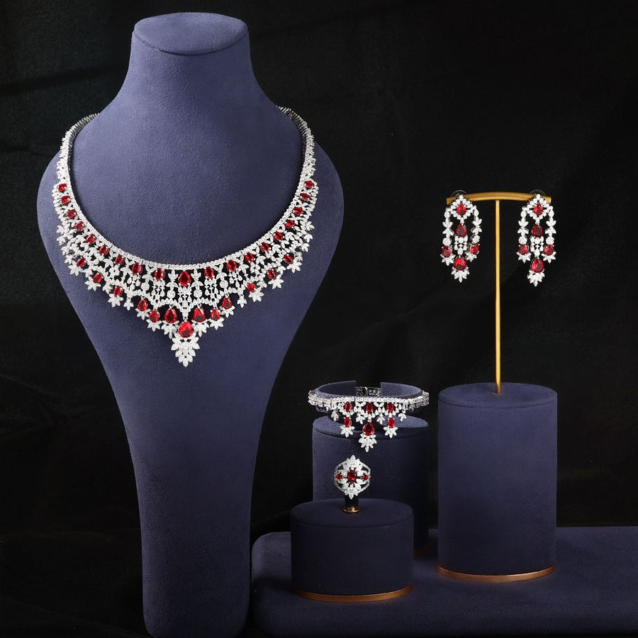 Elegant and Luxurious 4 Pcs Bridal Jewelry Set Shine of Diamond