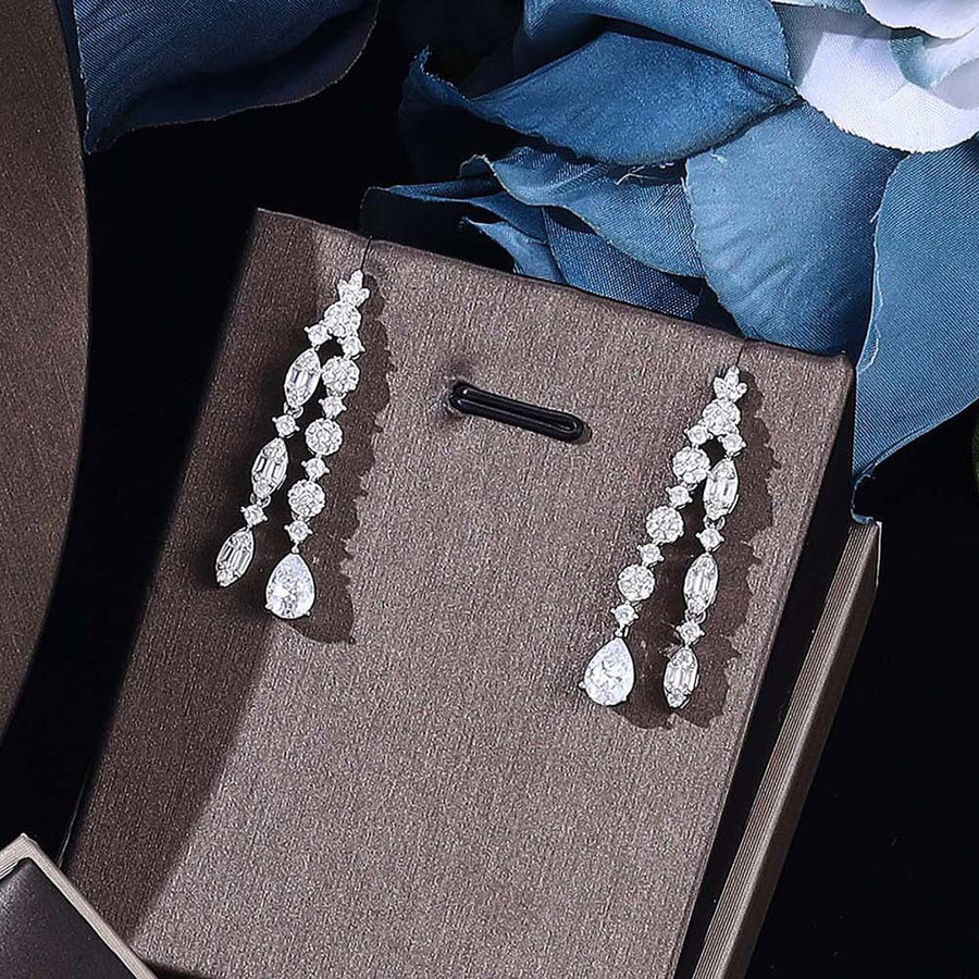 4 Pcs Luxury Sparkling Full Diamond Jewelry Set Shine of Diamond