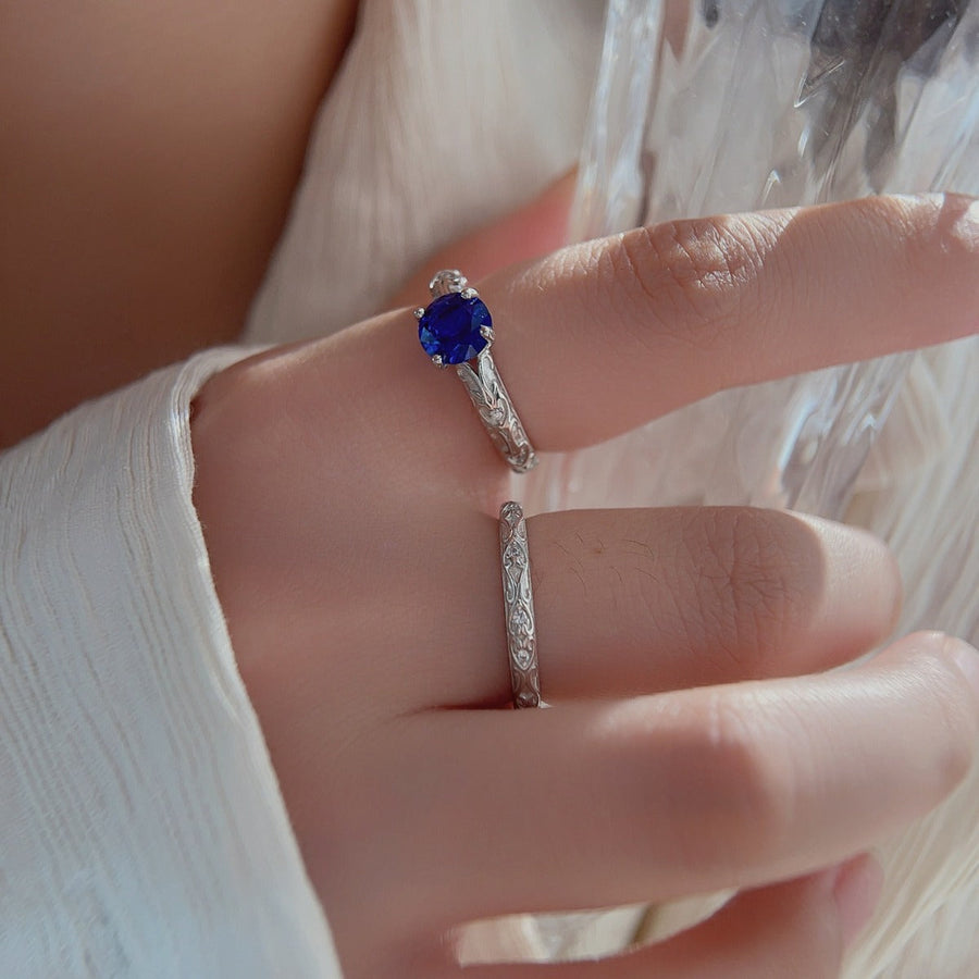 Vintage 2 Pcs Blue Round Cut Ring Set Shine of Diamond