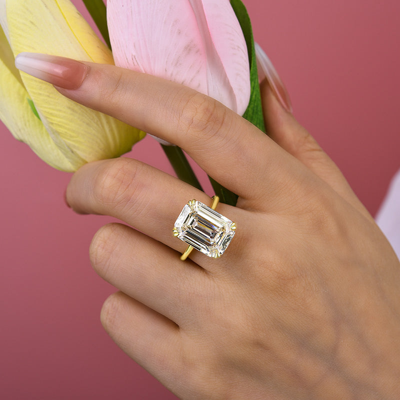 Luxurious Golden Emerald Cut Engagement Ring In Sterling Silver shine of diamond